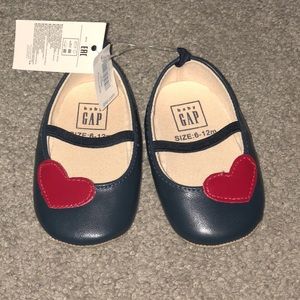 🏝 Baby Gap Baby Shoes